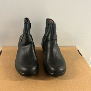 Easy Spirit Black Ankle Boots